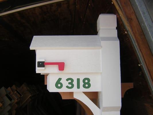 Duffy house mailbox and HL01 - 6x6 cedar with routed house numbers in arm of post