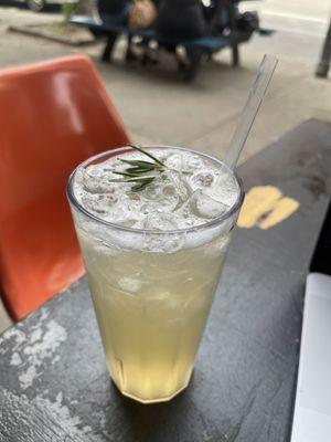 Honey Rosemary Lemonade