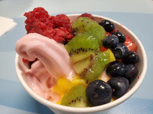 U-Swirl Frozen Yogurt