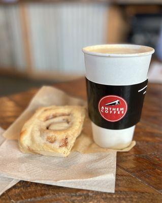 Gluten Free Cinnamon Bun & Latte