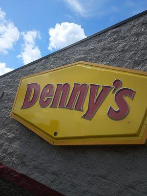 Denny's Fowler Ave.