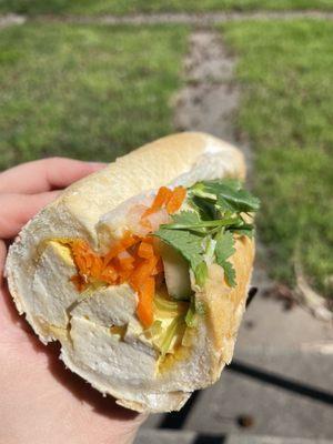 Curry tofu banh mi