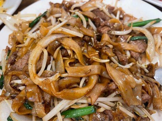 Beef and Bean sprouts Chao Fan