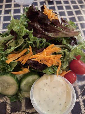 House salad with ranch dressing