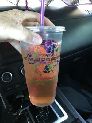 32oz iced Green Tea with some blackberry in it. Yumm!