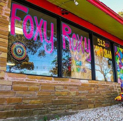 Foxy Roxy's doggy daycare and training 2103 w slaughter ln Austin,  tx 78748