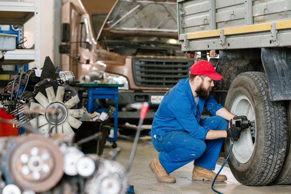 Truck Repair Shop