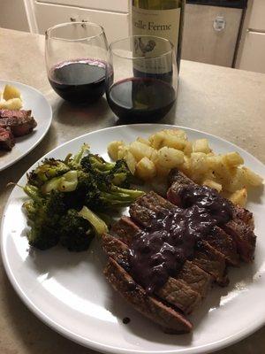 My steak with oven potatoes and broccoli!