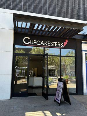 Cupcakesters