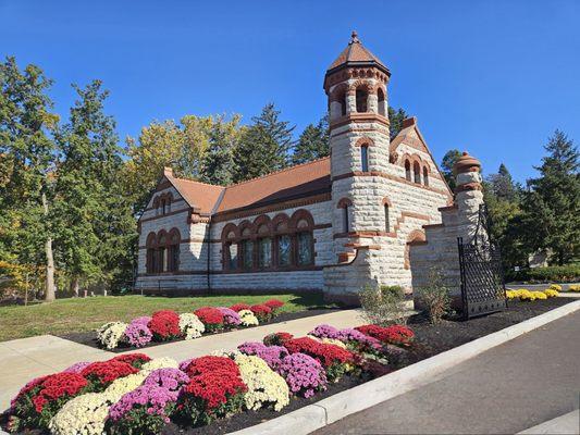 The beautiful restored buildings at the gate of Woodland Cemetery