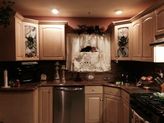 Look how gorgeous Superstone made my kitchen! Granite is superb. Ty Steve,Dave and crew !