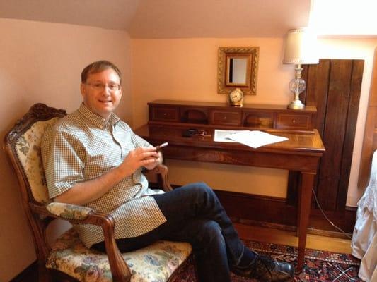 Nice writing desk (Garnet)