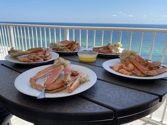 Crab legs and shrimp