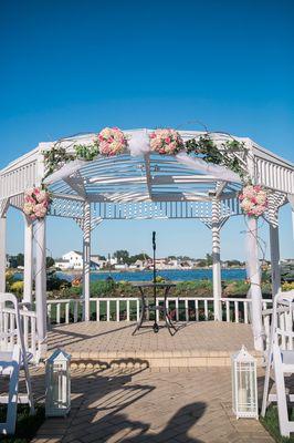 Gazebo/Altar Lipira Wedding 61716