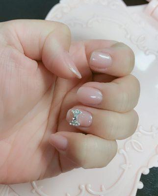 Cute natural gel nail