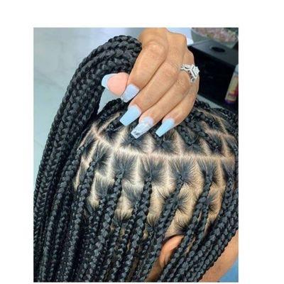 Small Medium Knotless braids