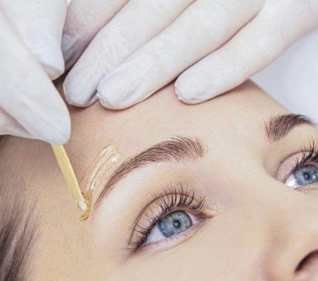 brow waxing and design