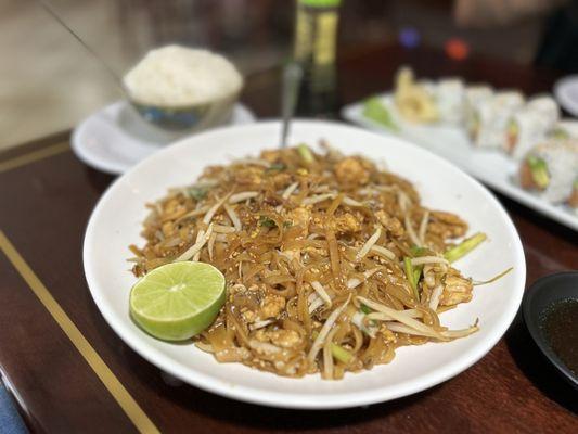 T-12. Pad Thai