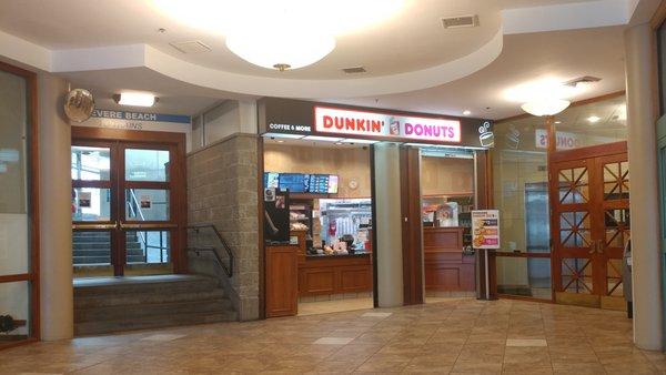 Dunkin' in the Revere Beach T station