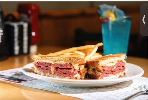 Fresh Corned Beef Reuben