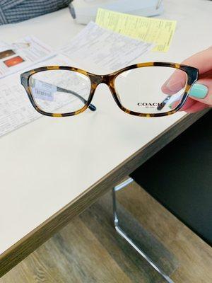 America's Best Contacts & Eyeglasses