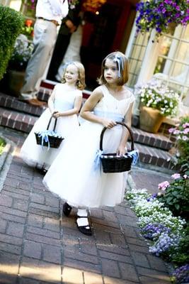 Adorable flower girls at Lairmont Manor