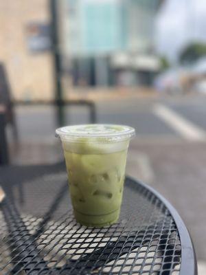 iced matcha latte