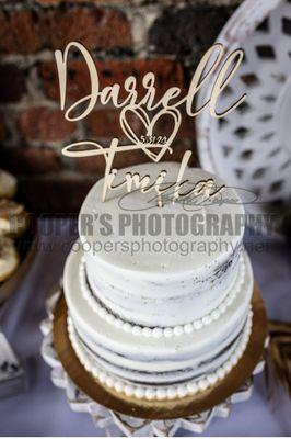 2 tier half naked cake