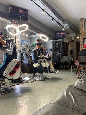 Barber Shop 606