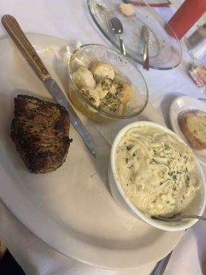 Filet, scallops and Alfredo