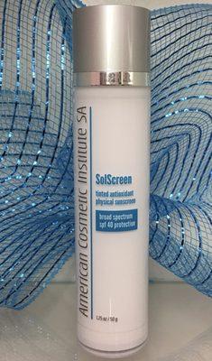 Solscreen-SPF 40 tinted physical sun block with antioxidants and moisturizer