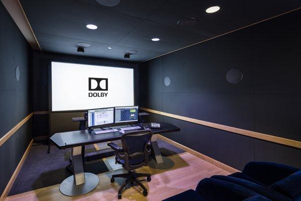 Project rooms offer post production and imaging tools for professionals, with a wide range of cinema server and playback options.