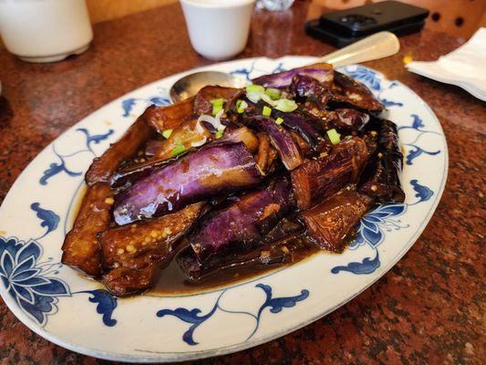 Eggplant in Spicy Garlic Sauce