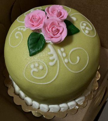 Outside of the Prinsesstårta (princess cake)