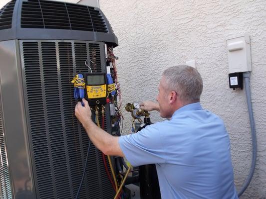 We're the right choice for air conditioning repair in Tucson!