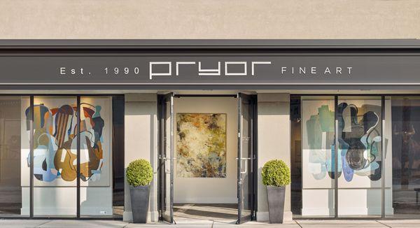 Centrally located on Miami Circle in Atlanta, Pryor Fine Art is a must-visit for art lovers in the area.