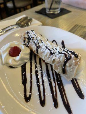 Italian cannoli