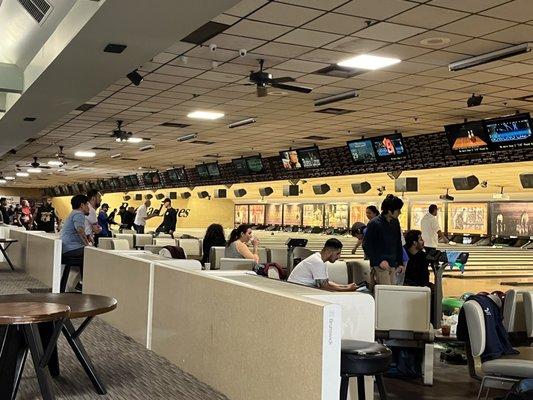 Pins Grill at Buena Lanes