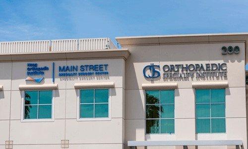 Main Street Specialty Surgery Center is one of three outpatient surgery centers within Hoag Orthopedic Institute. It is conveniently located