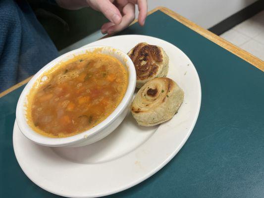 Pasta Fagioli Soup with Garlic Knots