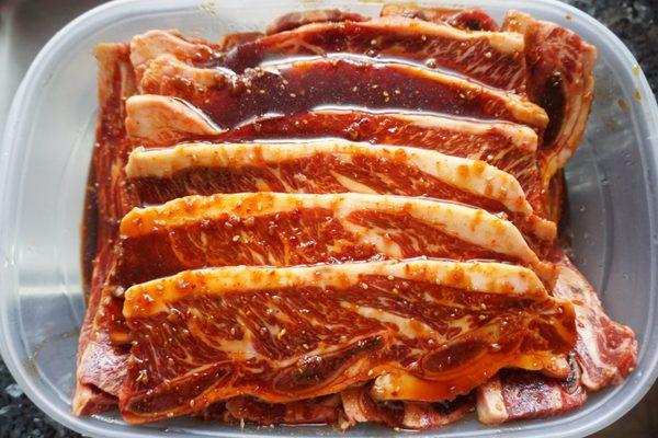 Good slices of KALBI short ribs from Richards meat *1/1/2021