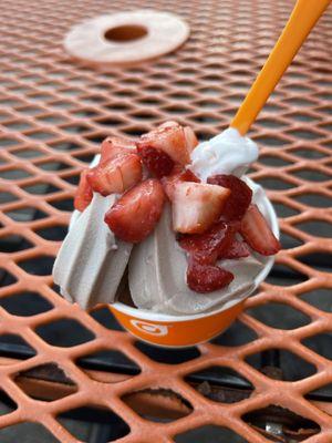 Orange Leaf Frozen Yogurt