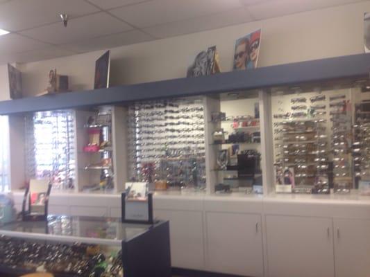 Big selection of ophthalmic frames as well