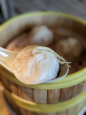 Steamed soup dumplings