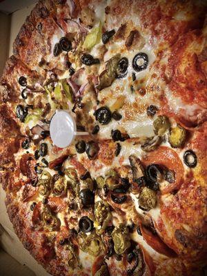 Half pepperoni, jalapeño & mushroom, half sausage, bell pepper & onion. Olives all over. Well-done as requested. Great!