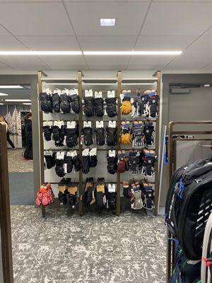 Great selection of ski mittens and gloves.