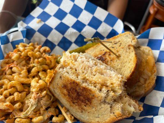 Turkey Reuben with Macaroni Salad