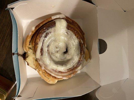 Cinnabon Classic Roll