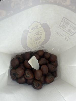 Roasted chestnuts with scoop spatula