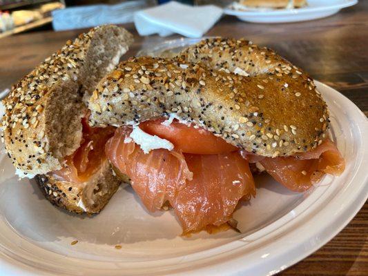 Bagel with lox cc and tomato